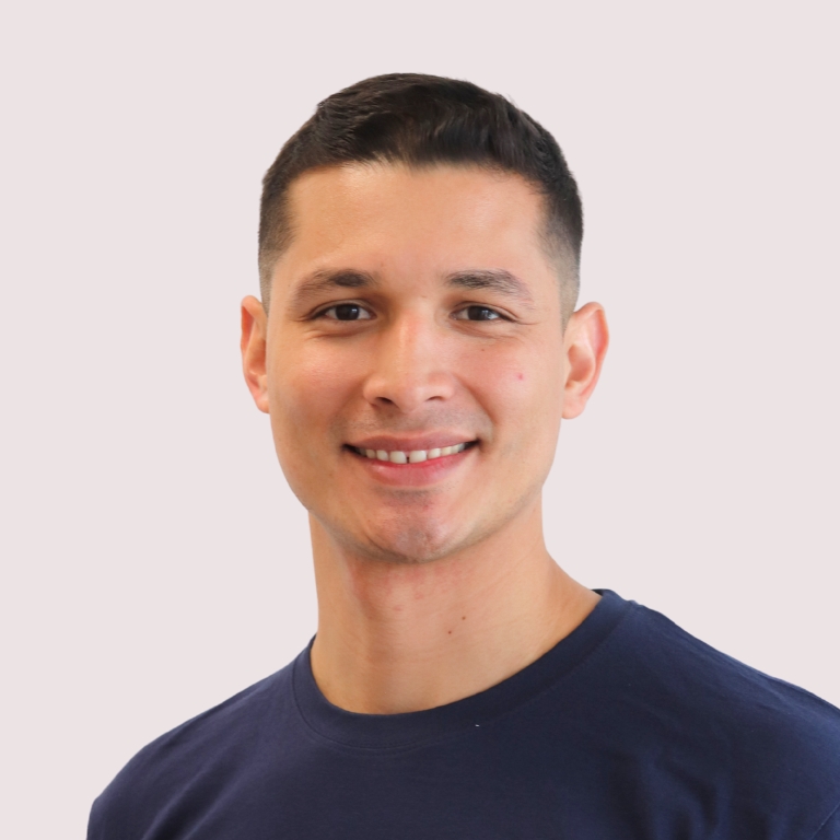 Víctor Romero, del equipo de asesores energéticos de Comunidad Solar